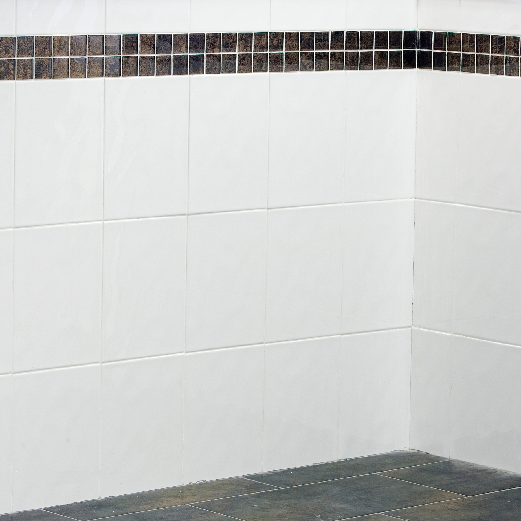 Keystone Flat White Ceramic Gloss Wall Tile 25x40cm