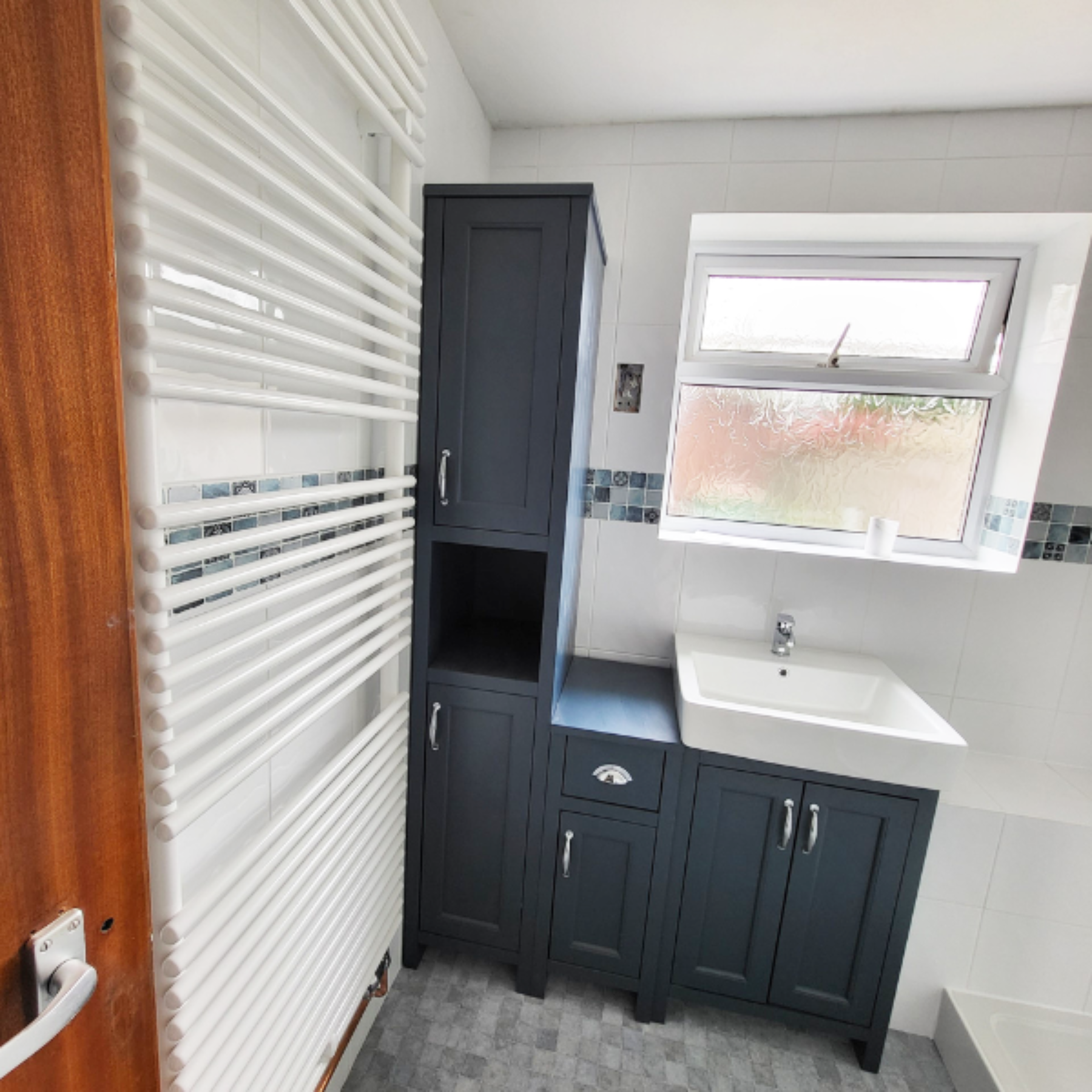 Antico Opal Rustic Edge Matt Glass Pattern Mosaic 30x30cm