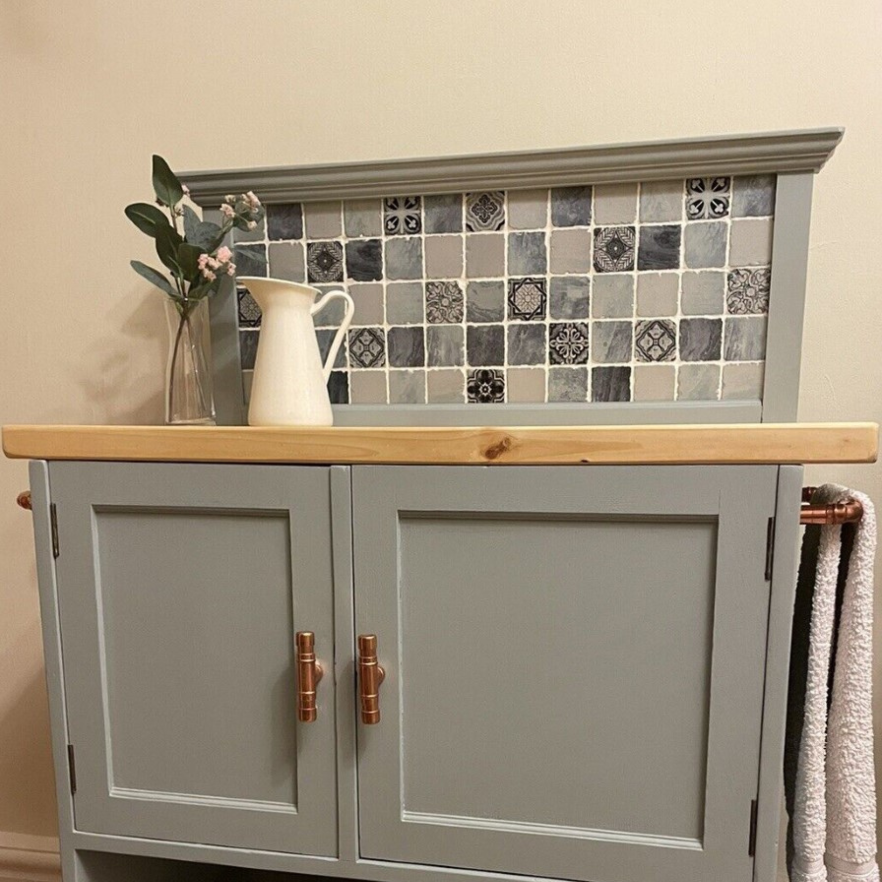 Antico Opal Rustic Edge Matt Glass Pattern Mosaic 30x30cm