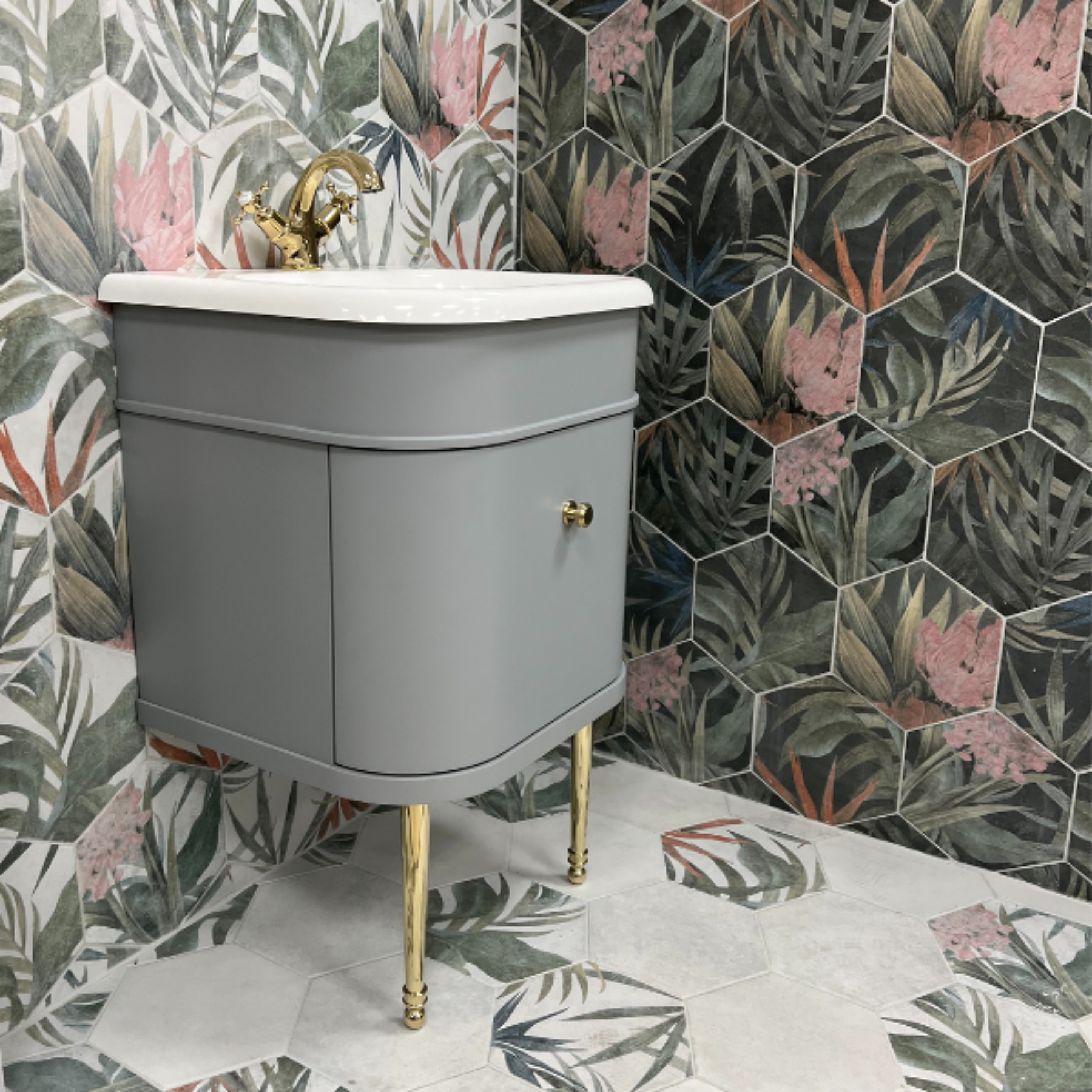 Aulla Lava Floral Pattern Porcelain Hexagonal Tile 23x27cm