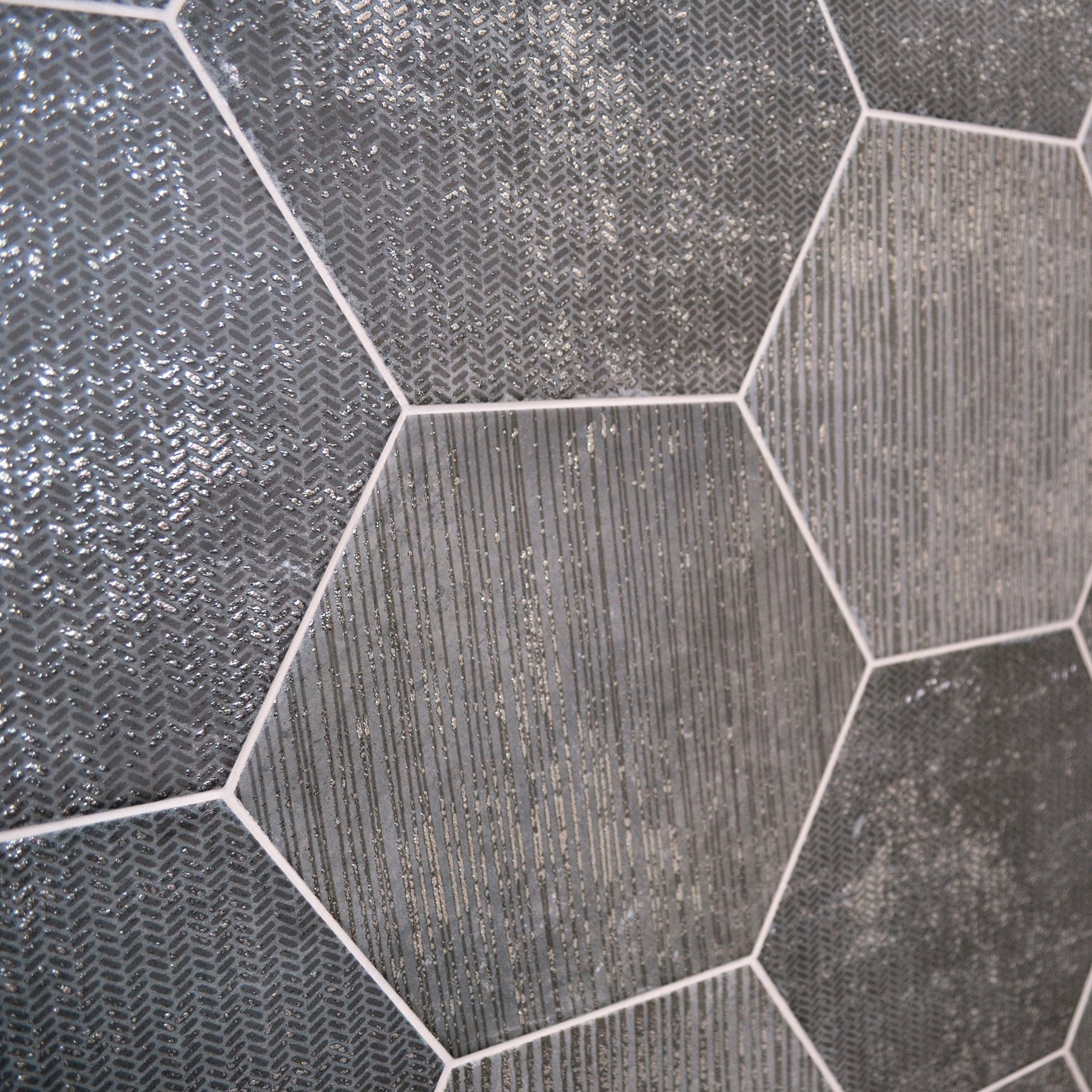 Wall Tiles
wall
utility rooms
Slip-Resistant
R10
PTV36+
Porcelain
Patterned
Outdoors
Matt
living room
Living Area
Kitchens
Kitchen
Indoors
Hexagon
hallways
hallway
Glazed Porcelain
Floor Tiles