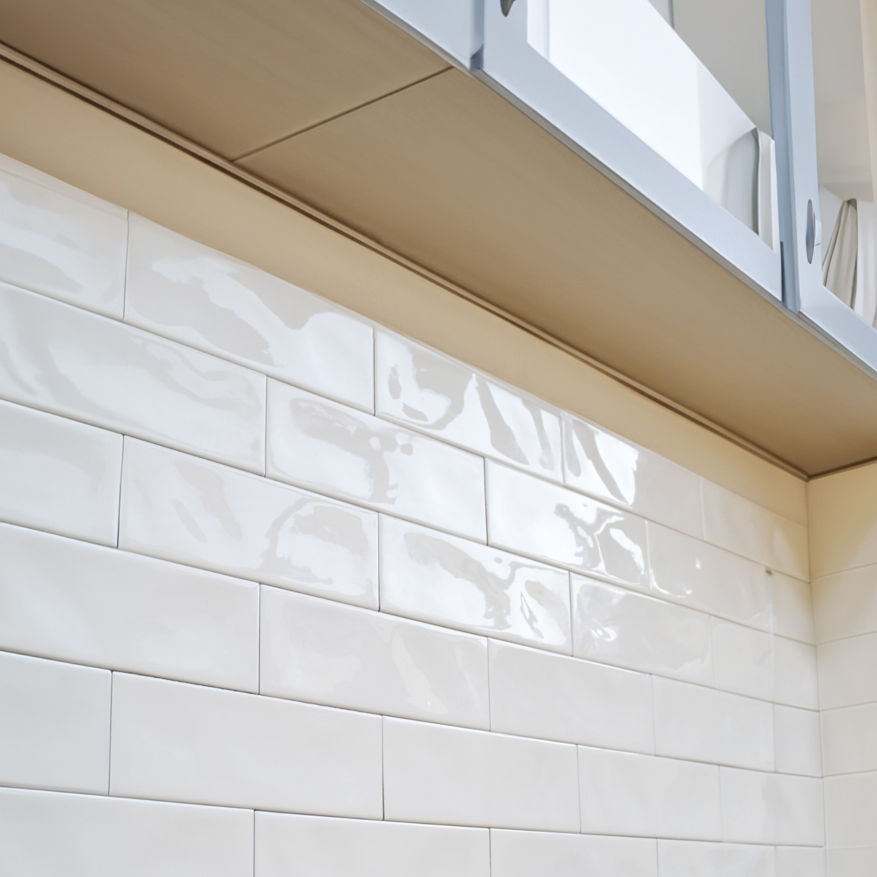 Brio Cream Ceramic Gloss Brick Wall Tile 10x30cm