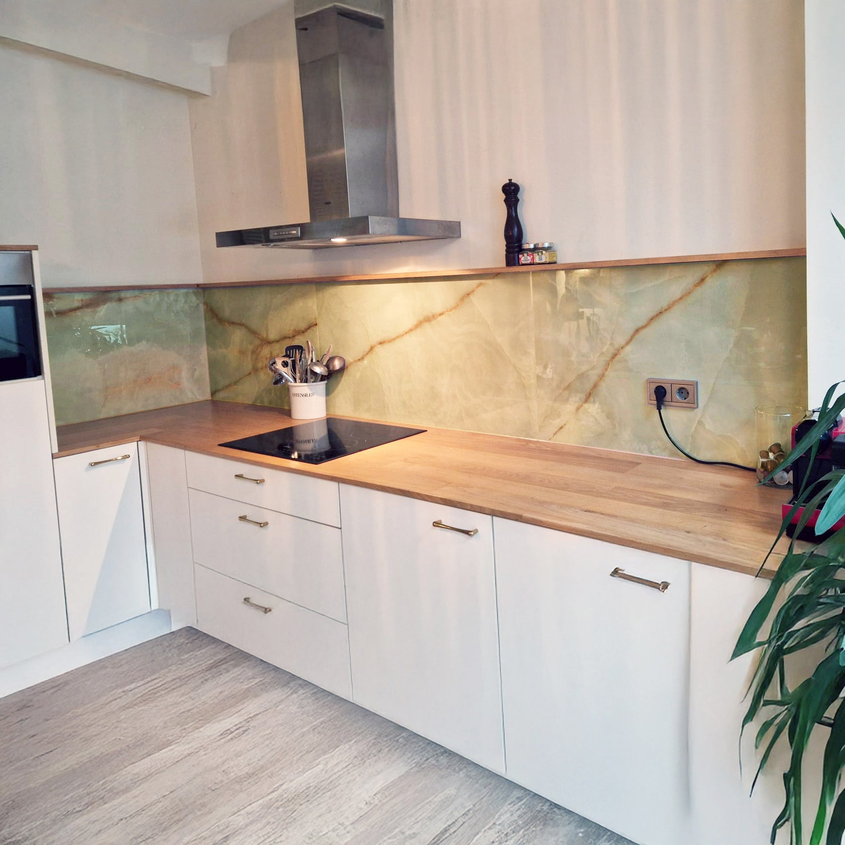 Ocean Drift Mint Green Polished Porcelain Tile 60x120cm