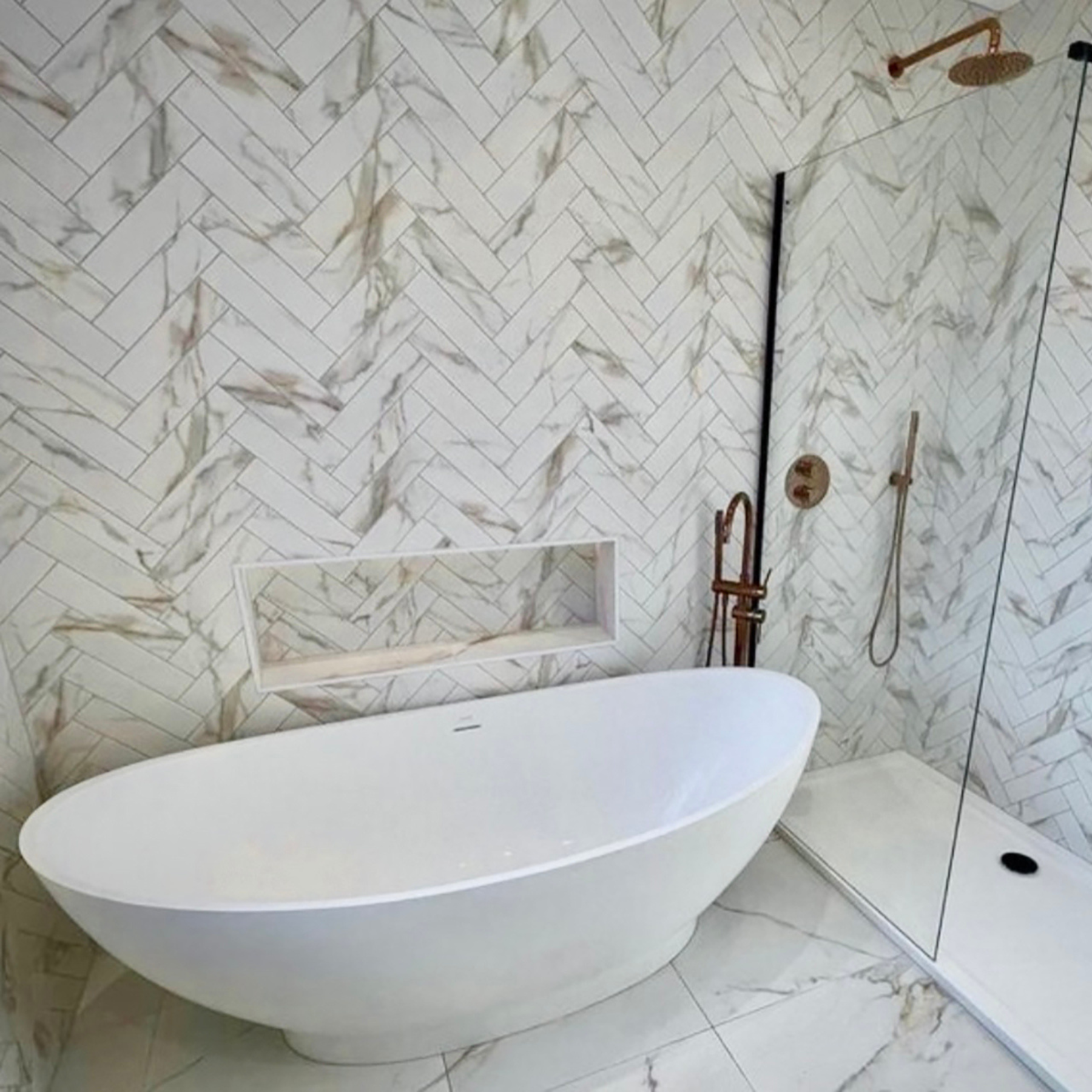 Dragoni Gold Ceramic Gloss Brick Wallm Tile 7.5x30cm