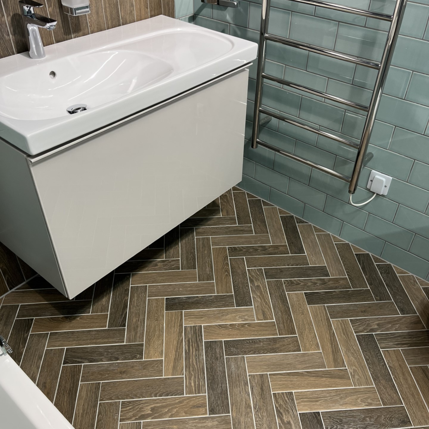 Parquet Brun Porcelain Textured 7x28cm