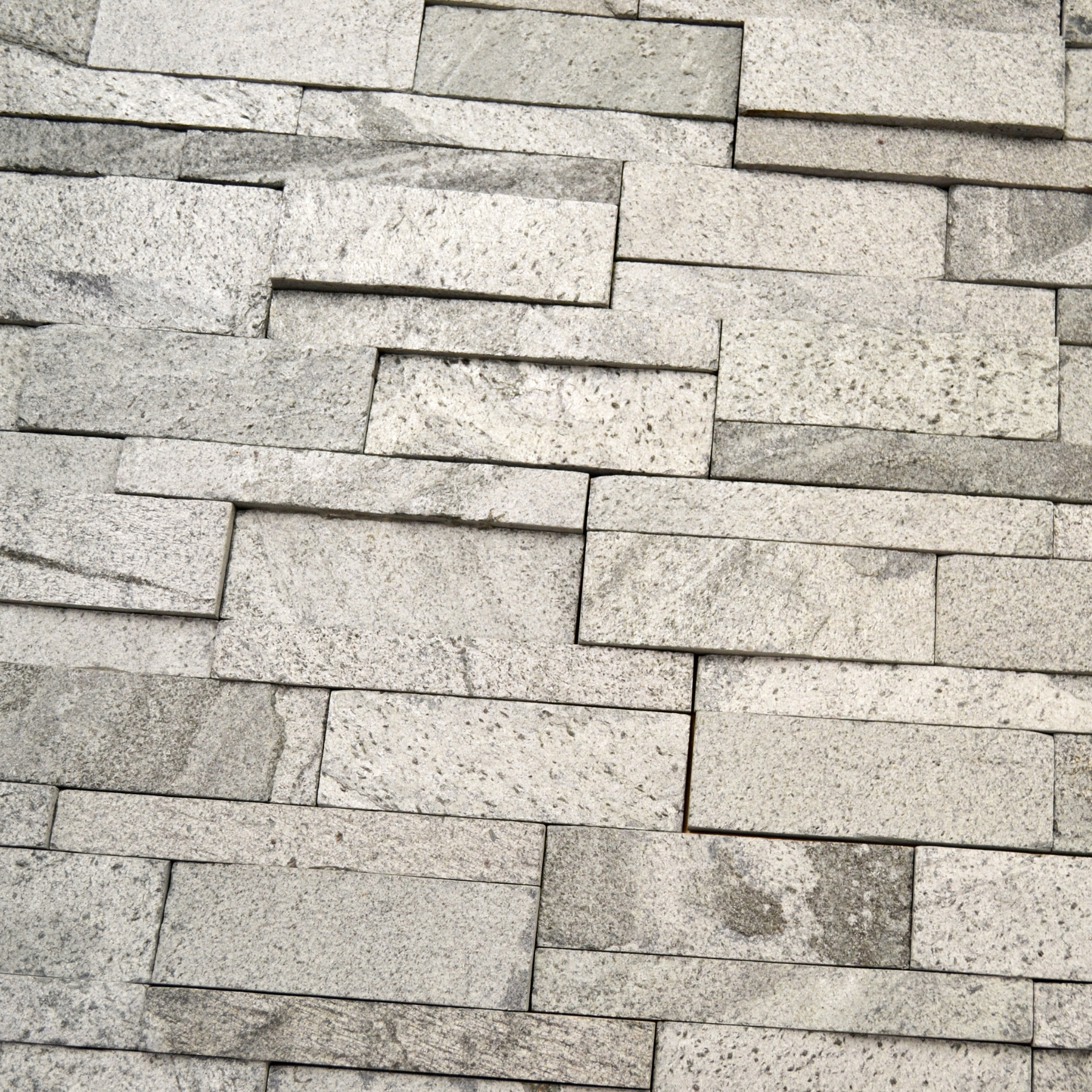 Scapestone Hakau Grey Slate Split Face Wall Cladding 15x60cm