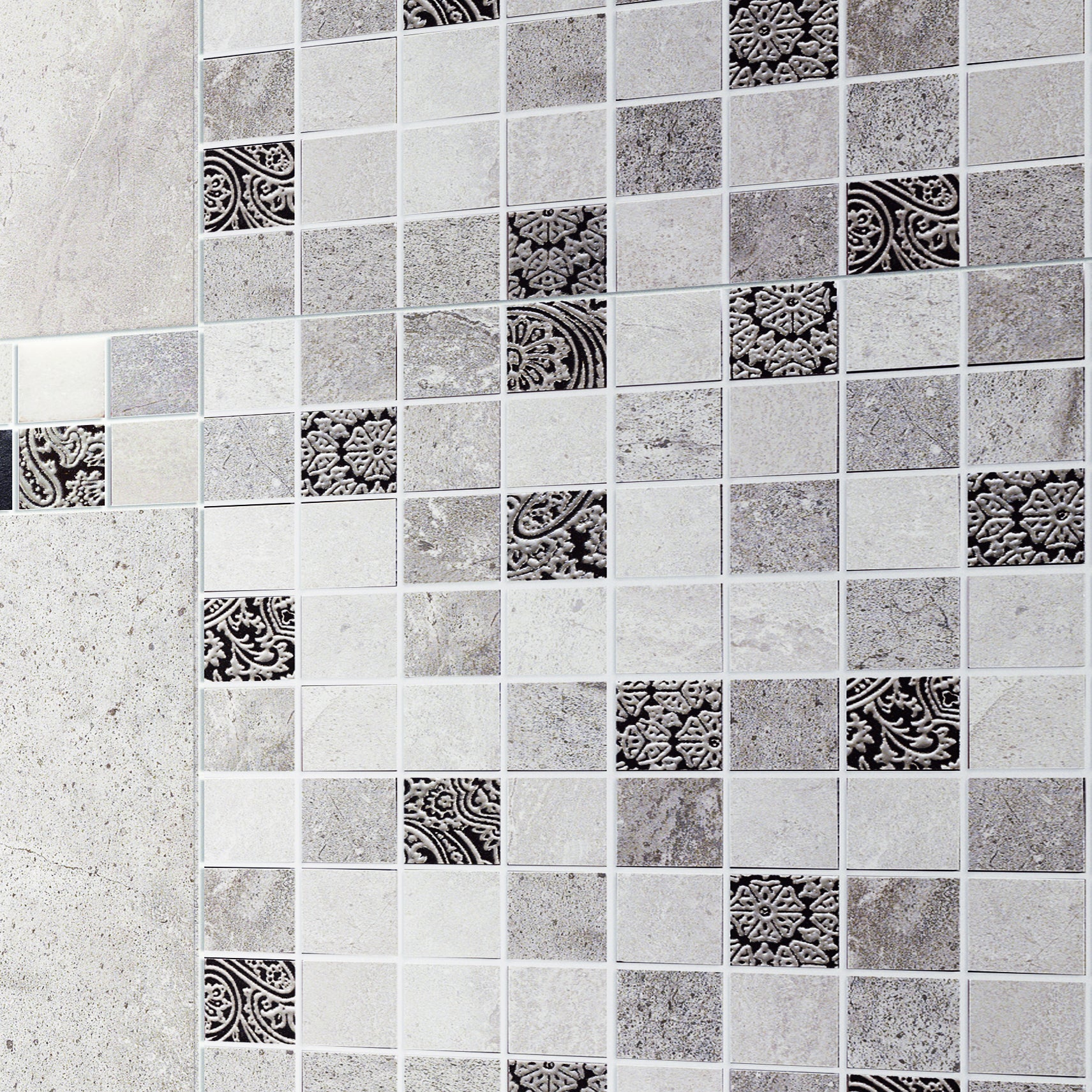 Cordoba Silver Ceramic Pattern Detail Matt Mosaic 30x30cm