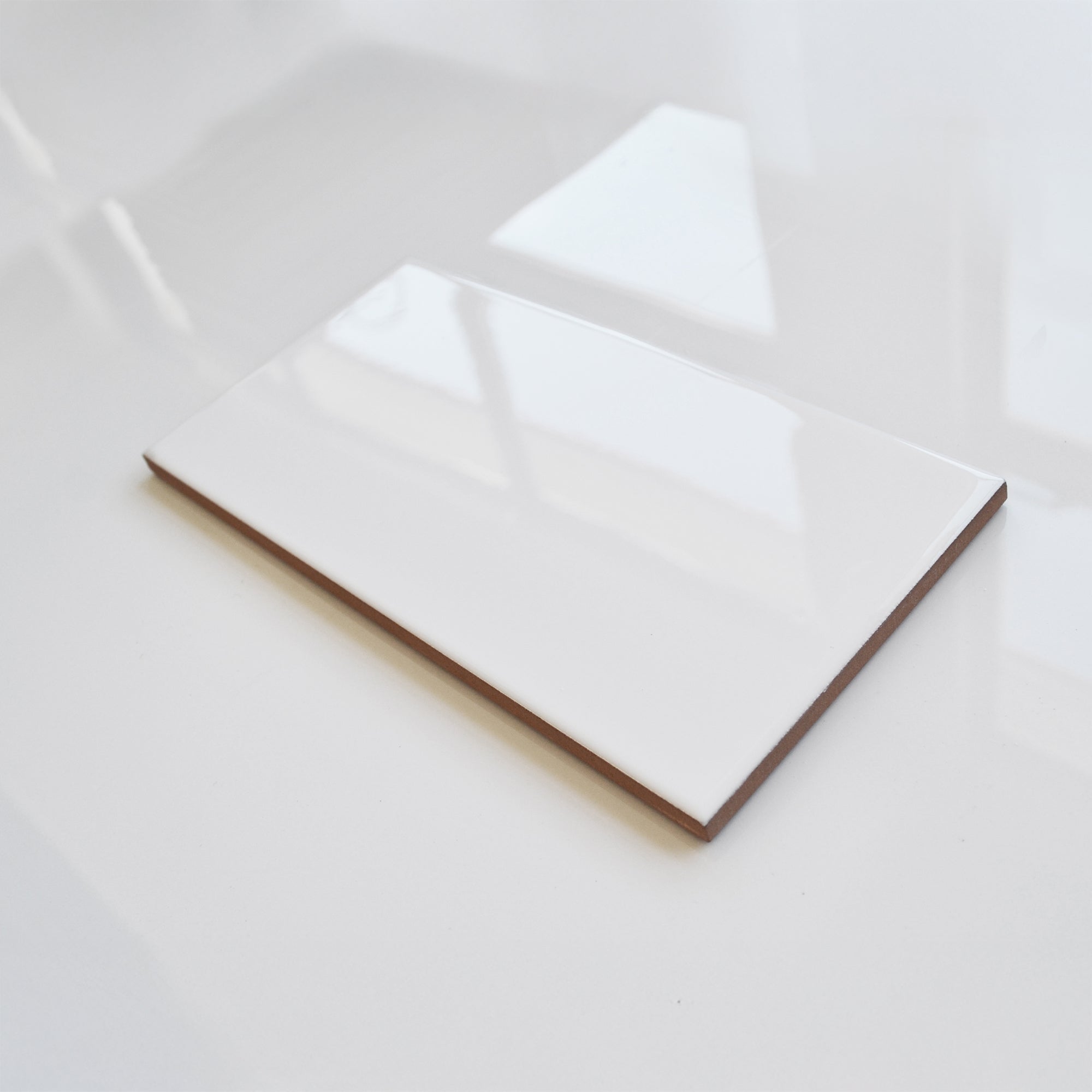 Heritage White Ceramic Gloss Brick Wall Tile 10x20cm