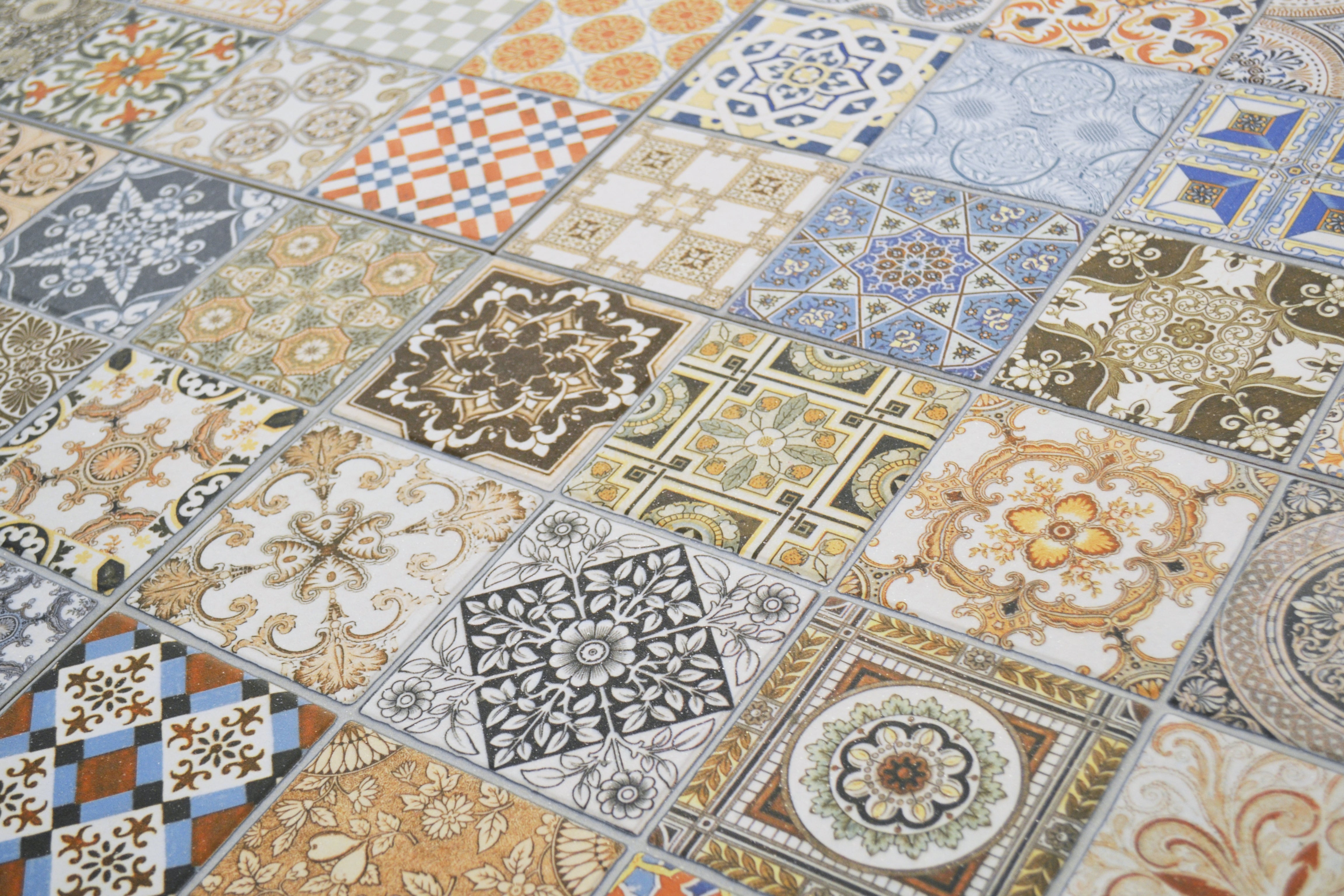 Ropenza Moroccan Pattern Décor Porcelain Tile 44.2x44.2cm