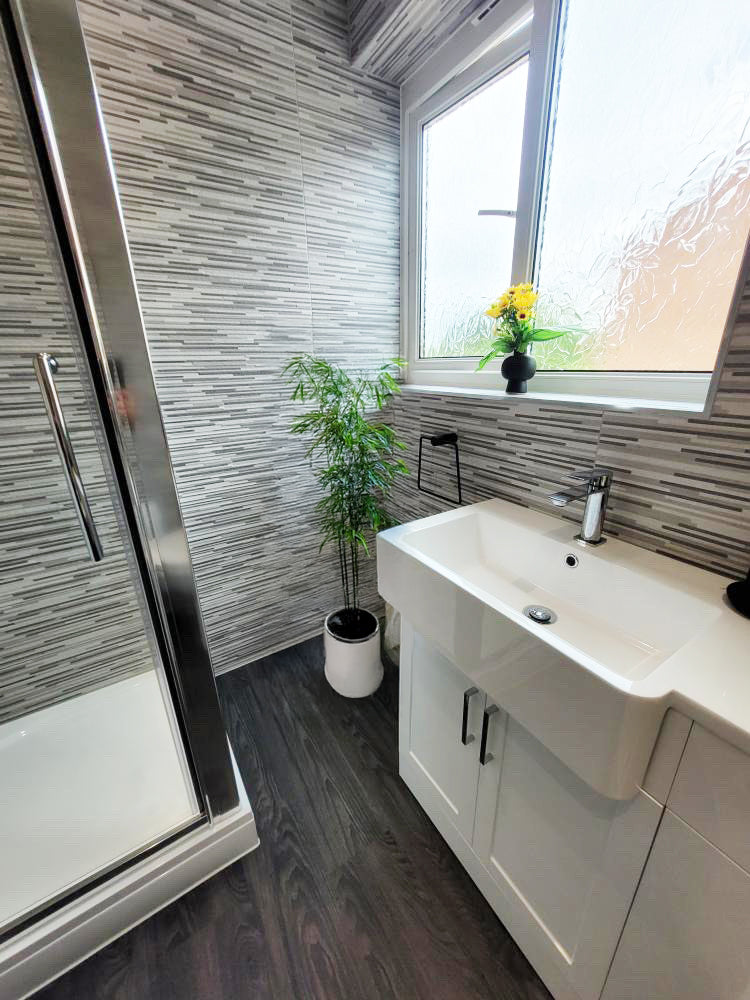 Que Cendra Linear Pattern Decor Ceramic Wall Tile 20x60cm