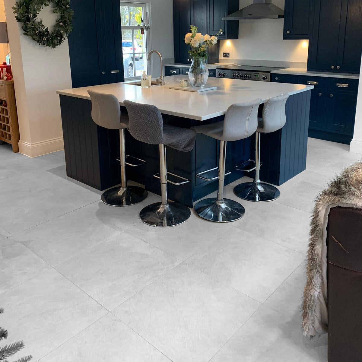 Saca Peak White Porcelain Textured Tile 59.5x59.5cm 1cm