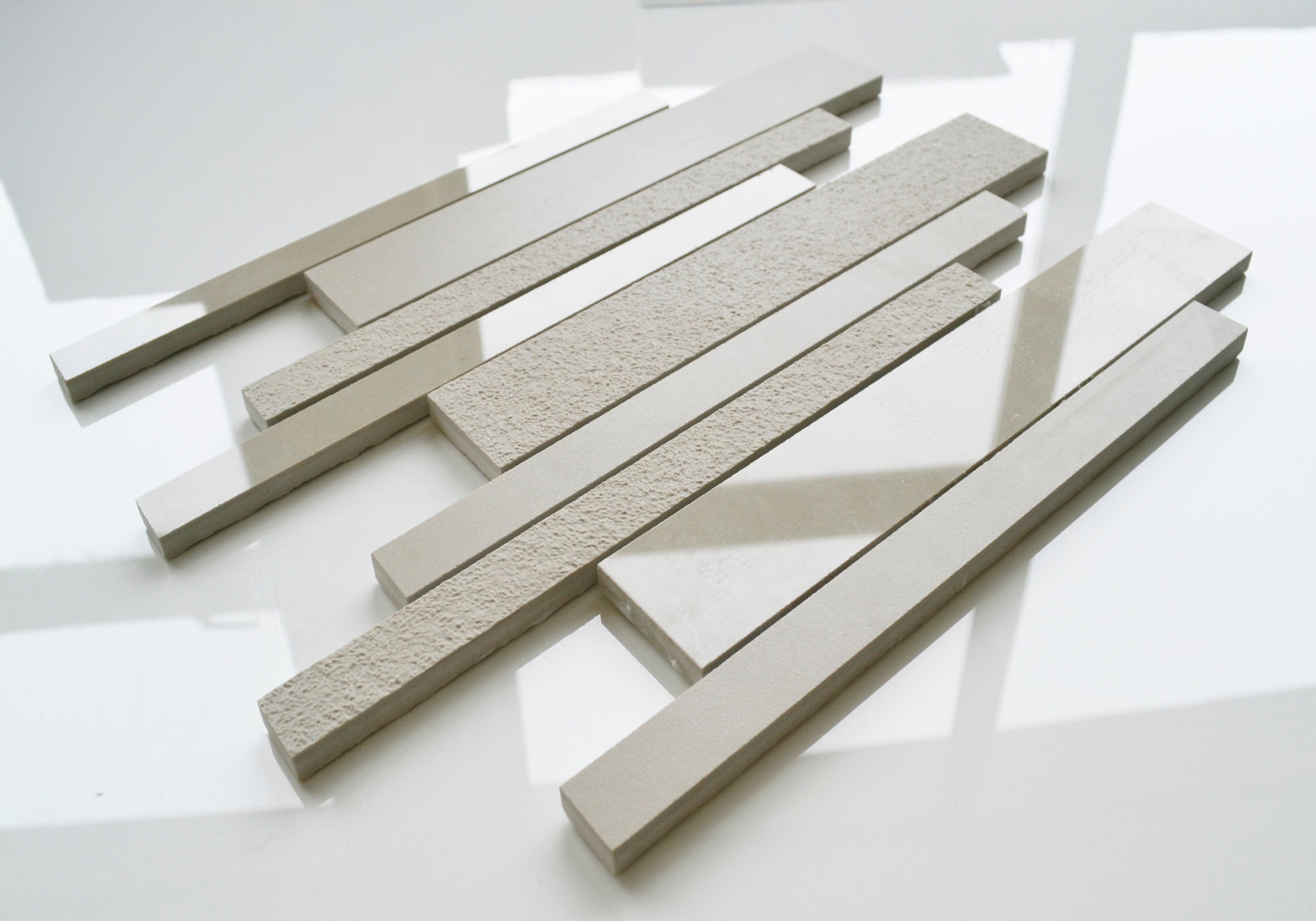 Tibet Grigio Warm Grey Porcelain Strip Mosaic 30x30cm
