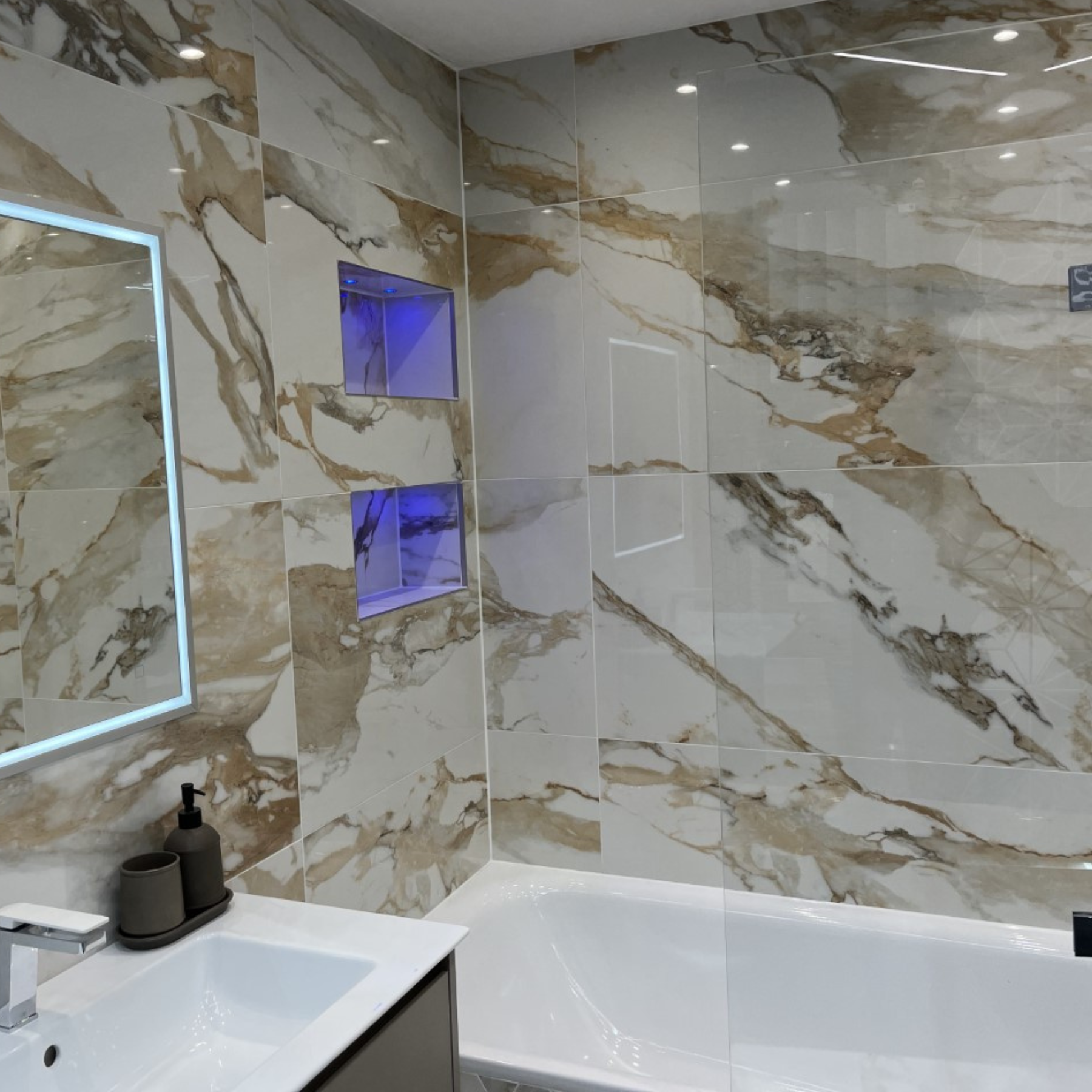 Terini Gold Porcelain Gloss 30x60cm