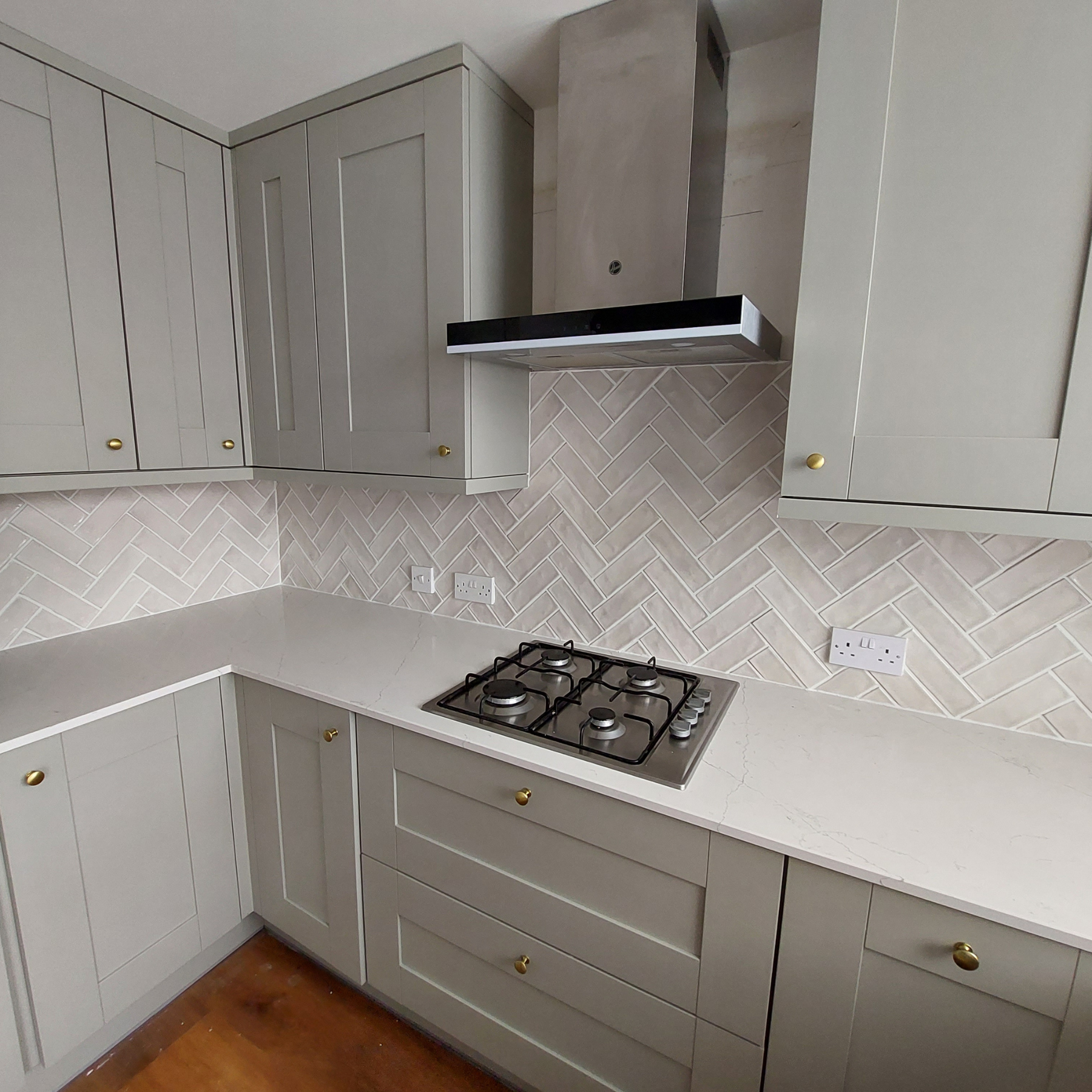 Vista Neutro Ceramic Gloss 6.5x20cm