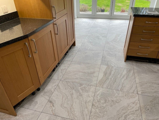 Santa Ana Quartz Effect White Porcelain Matt 60x60cm