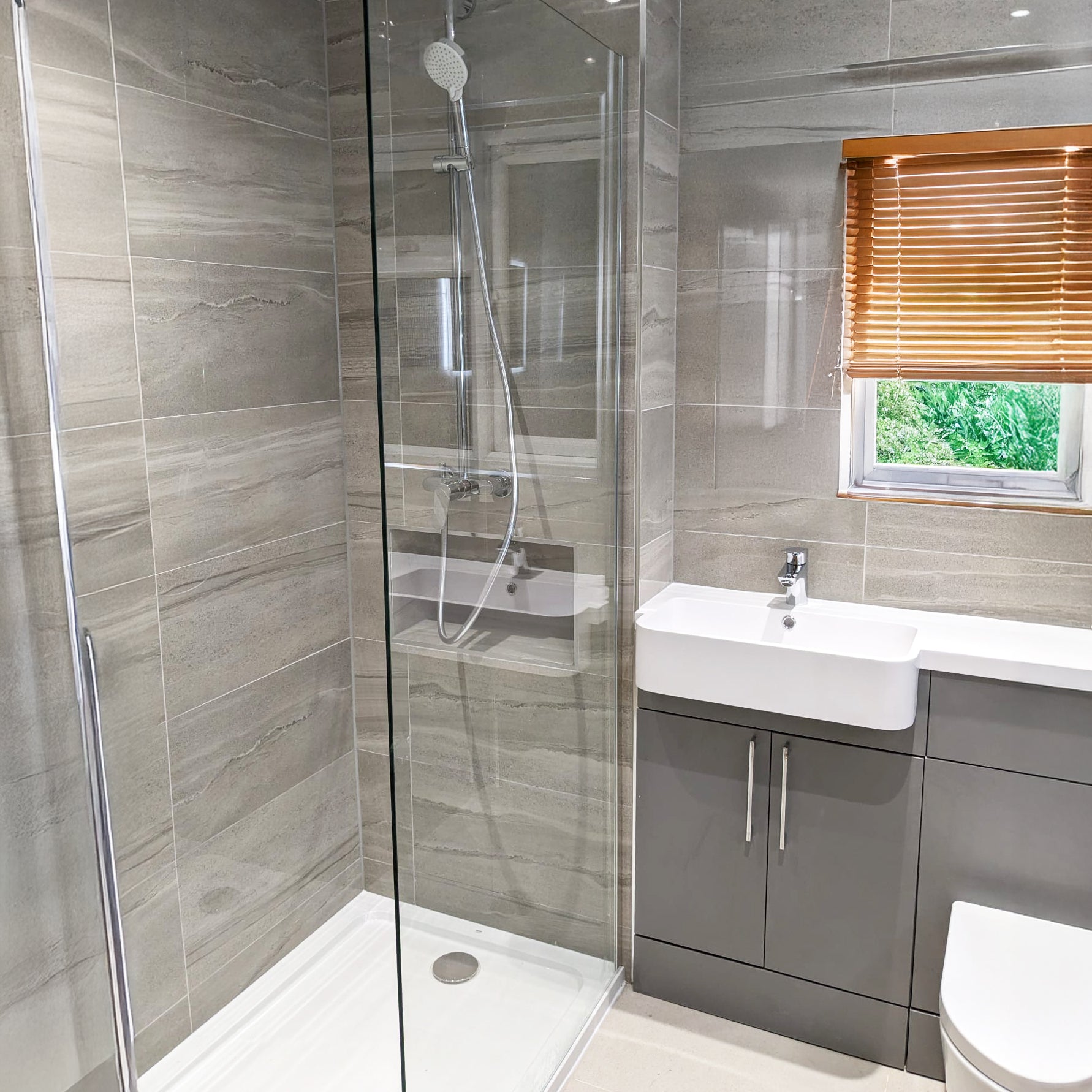 Edenbridge Light Grey Marble Porcelain Polished 30x60cm