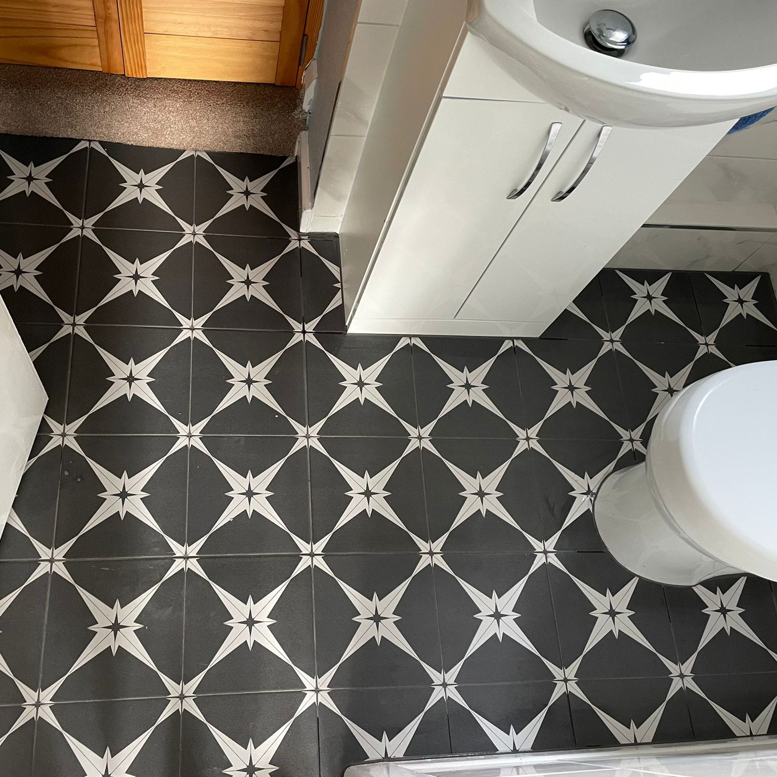 Pluto Black & White Star Pattern Ceramic Tile 45x45cm