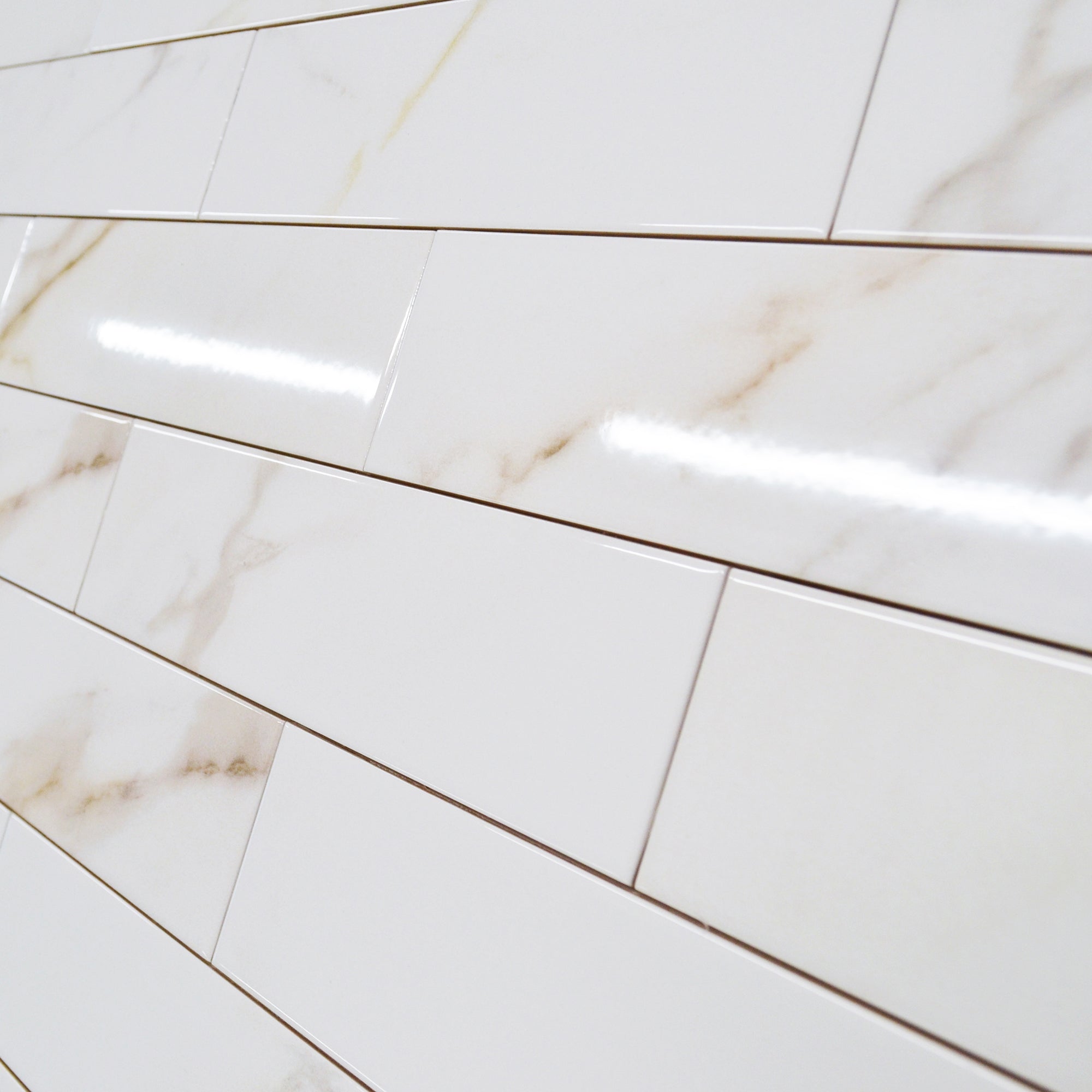 Dragoni Gold Ceramic Gloss Brick Wallm Tile 7.5x30cm