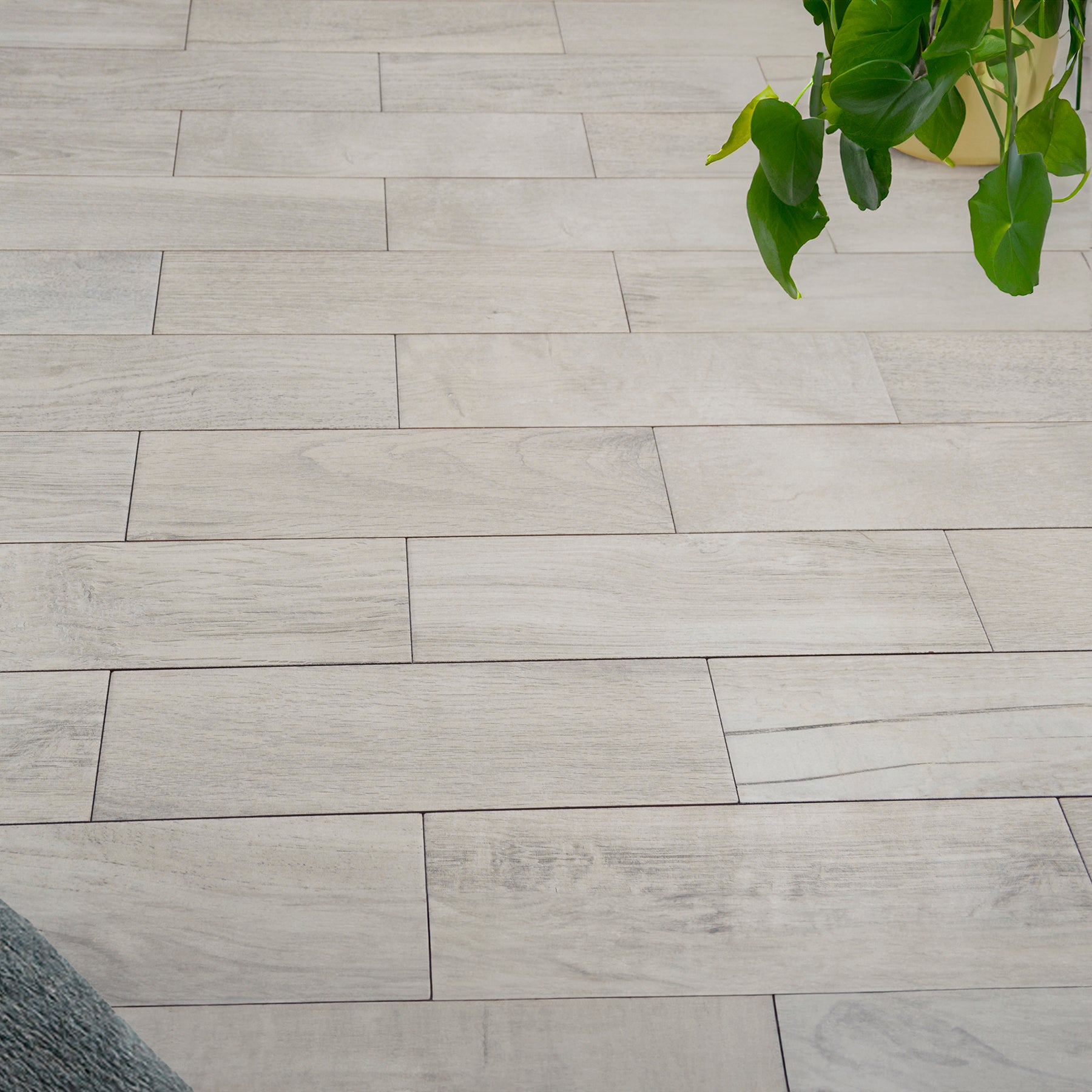 Fesco Neutro White Wood Effect Ceramic Tile 7.5x30cm