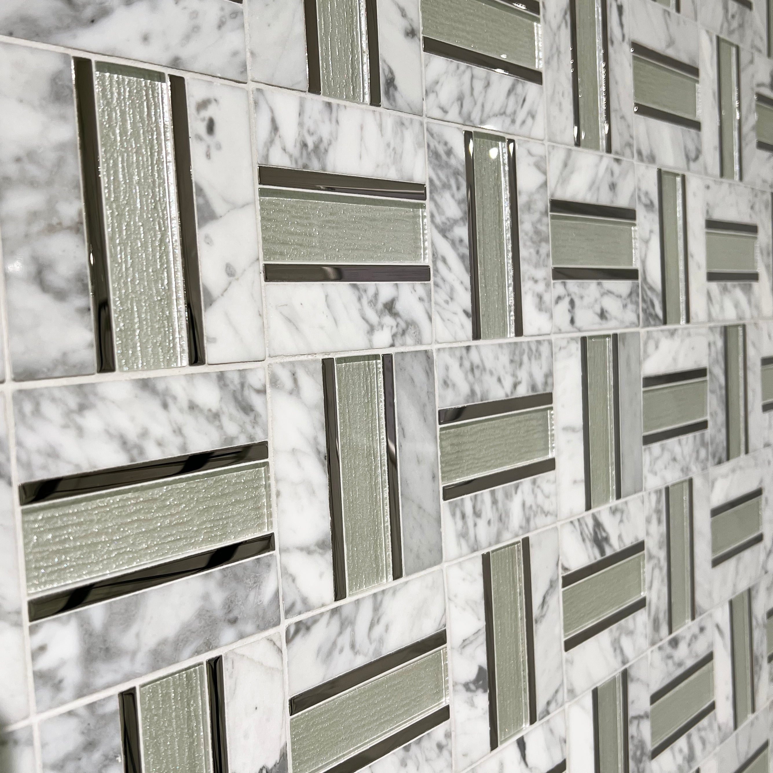 Marquis Gold Metal, Glass & Marble Gloss Mosaic 30x30cm