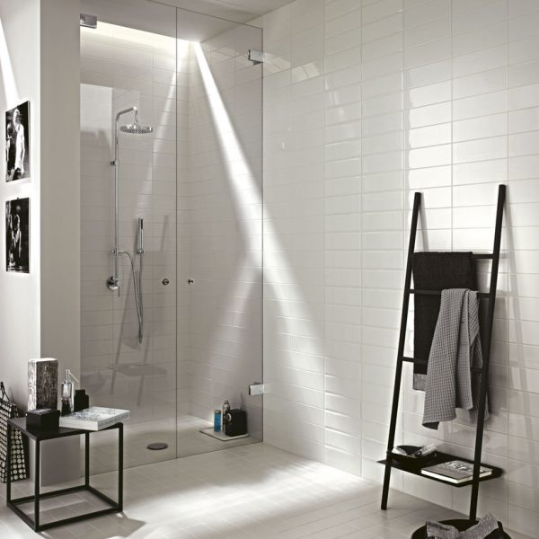 Heritage White Ceramic Gloss Brick Wall Tile 10x30cm