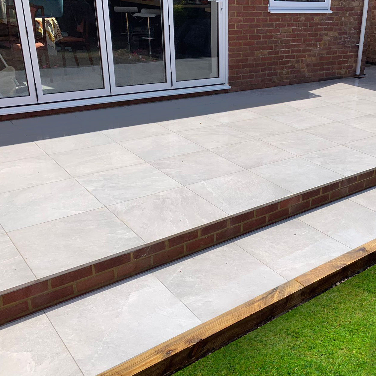 Saca Peak White Porcelain Paver Tile 59.2x59.2cm 2cm