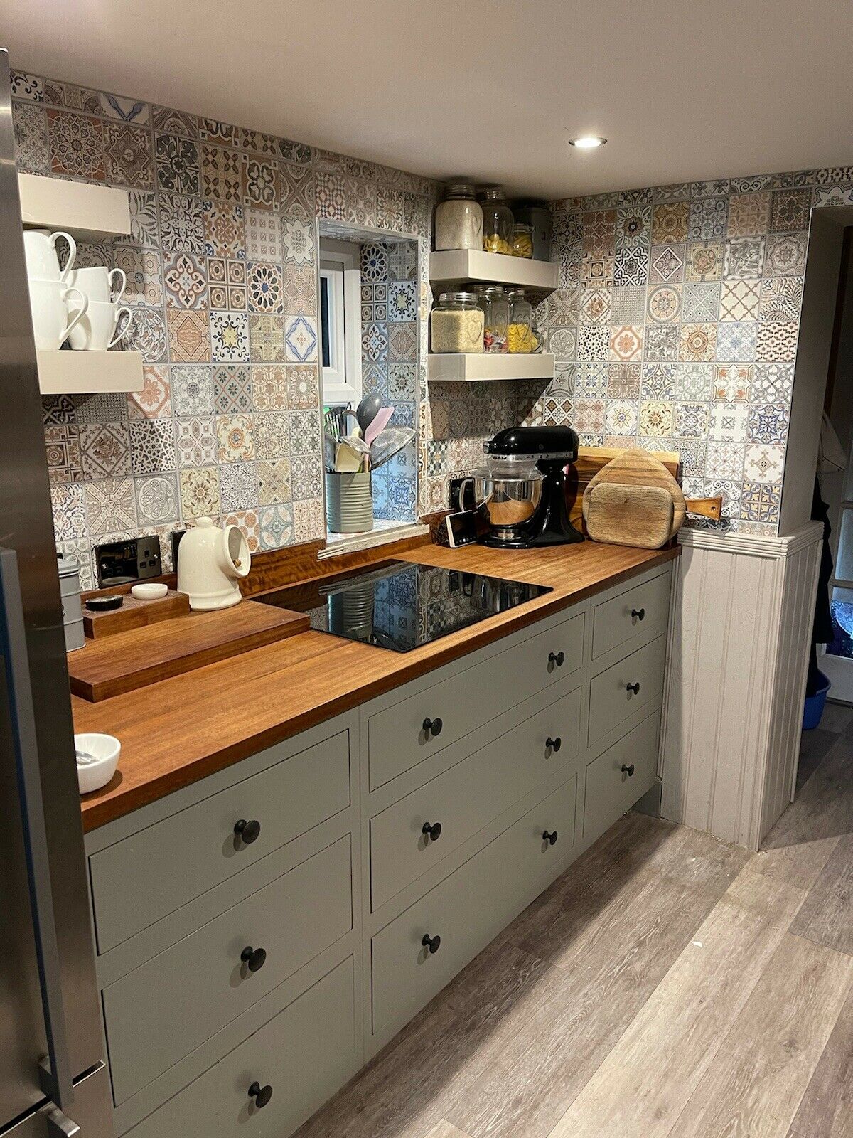 Ropenza Moroccan Pattern Décor Porcelain Tile 44.2x44.2cm