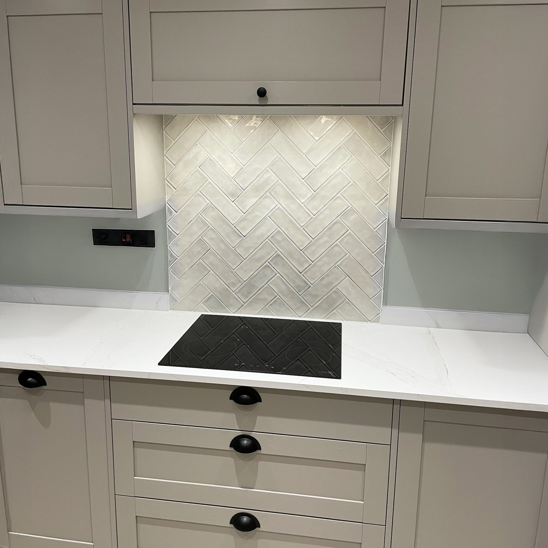 Vista Neutro Ceramic Gloss 6.5x20cm